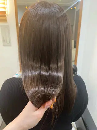 セミロング ✨🎨ブリーチなし 透明感カラー✨美友のヘアスタイル