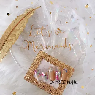 ロング カラー ネイル Q Free nailsのネイルデザイン