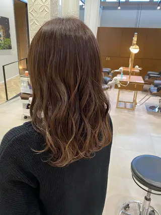 セミロング FURUSHO所属・山根 賢樹のヘアスタイル