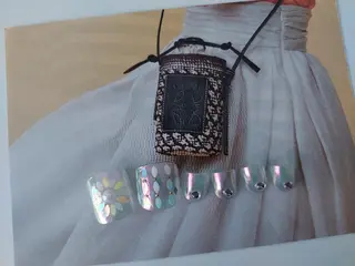 ネイル bloom *のネイルデザイン