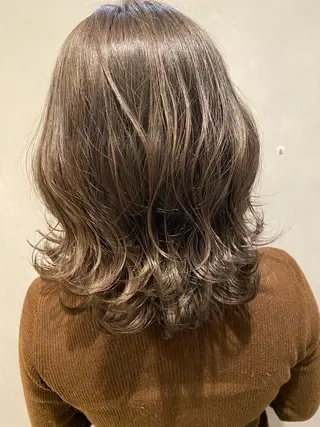 ミディアム カラー LA KING GINZA TOKYO所属・🧡ショートの達人 🧡SHOのヘアスタイル