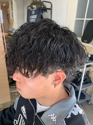 ショート パーマ メンズ フェードカット/メン ズパーマ/森巧真のヘアスタイル