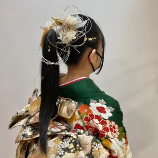 ロング ヘアアレンジ 山田 里美のヘアスタイル