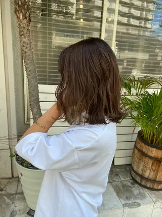 ミディアム 西元 亜由美のヘアスタイル