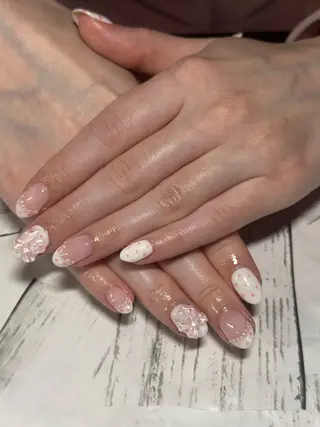 ネイル e.nail所属・🍎吉田 恵里🍎のネイルデザイン