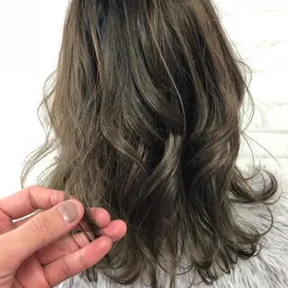 セミロング 梅田茶屋町 Yutaのヘアスタイル