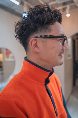 メンズ 短髪/ｼｮｰﾄ/ ﾃｰﾊﾟｰﾌｪｰﾄﾞのヘアスタイル