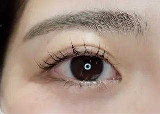 マツエク・マツパ 米倉 五織のネイルデザイン