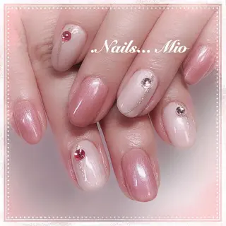 ネイル .Nails Mio 赤羽西ネイルサロンのネイルデザイン