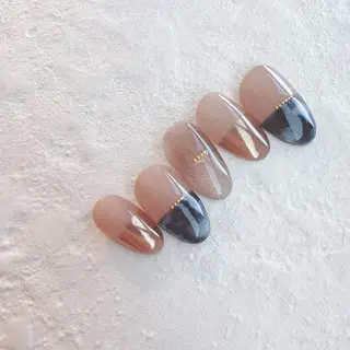 ネイル Momoka 𓅿𖤣𖥧のネイルデザイン