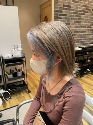 ミディアム enn.bleach by t.a.g所属・碇山 楓己のヘアスタイル