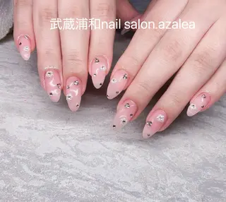 ネイル R inのネイルデザイン