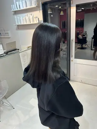 セミロング カラー 弓矢 叶のヘアスタイル