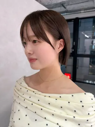 ショート カラー 新島 涼のヘアスタイル