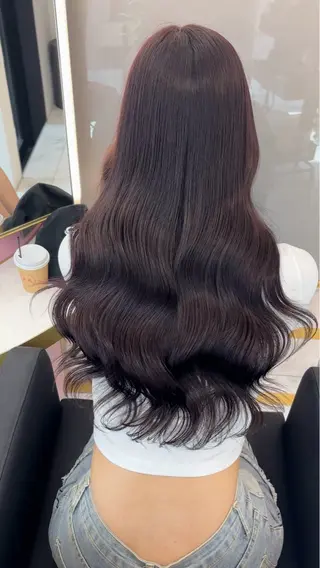 ロング ラベンダーカラー /巻き/WAKANAのヘアスタイル