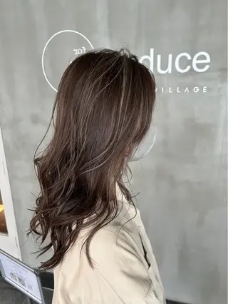 セミロング カラー 脱白髪染め美容師 竹内涼乃のヘアスタイル