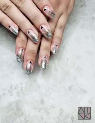 ネイル WINK所属・吉澤 響香のネイルデザイン