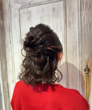 ヘアアレンジ 艶髪/ブリーチなし Wカラー🌺yuiのヘアスタイル