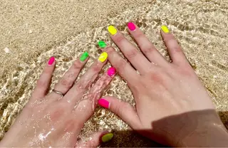 ショート 石塚 亜矢加のネイルデザイン