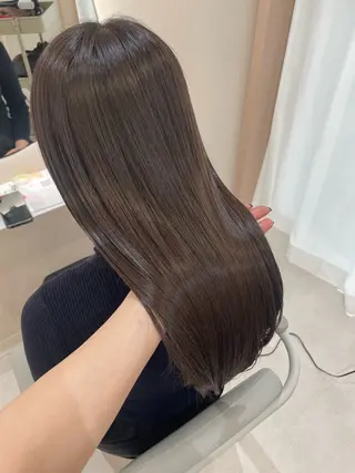 ロング カラー スズキ シオリのヘアスタイル