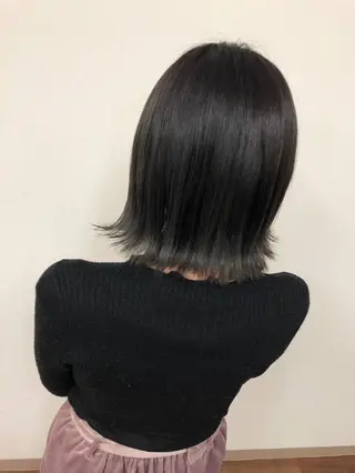 ミディアム 一谷 樹のヘアスタイル