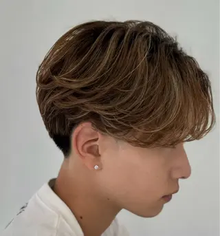 パーマ メンズ CLOVER学園前所属・鶴井 地のヘアスタイル