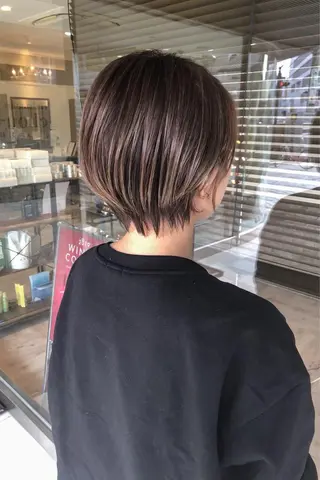 ショート 進 詩織のヘアスタイル