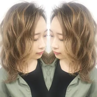 セミロング カラー N° jillva ♦️川端裕司♦️のヘアスタイル