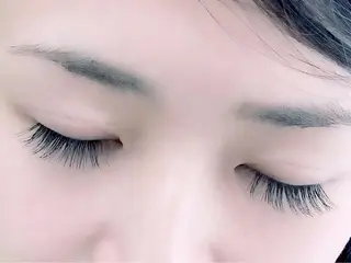まつエク S Sの眉毛・アイブロウイメージ