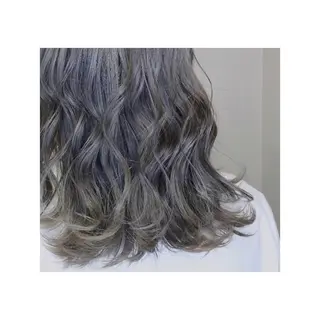 ロング カラー やました りなのヘアスタイル