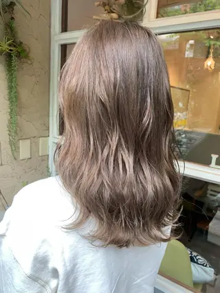 セミロング カラー 店長担当🌟 矢吹ガブリエル🌟のヘアスタイル
