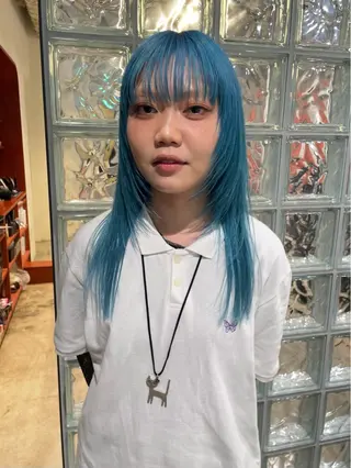 ロング カラー さと ちはるのヘアスタイル