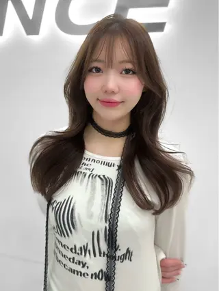 ロング カラー 上品モテヘア🩶 karen🩶のヘアスタイル