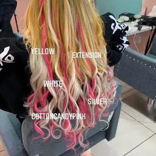 ロング カラー エクステ🩵ブリーチ 韓国ヘア🩵KAEのヘアスタイル