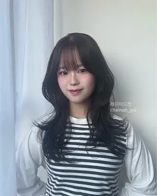 セミロング YUI 武庫之荘美容室のヘアスタイル