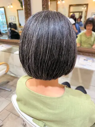 ショート Of HAIR 鷺沼所属・宮崎 優衣のヘアスタイル