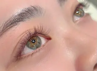 マツエク・マツパ hairLOOP所属・西院LOOP sayakaのヘアスタイル