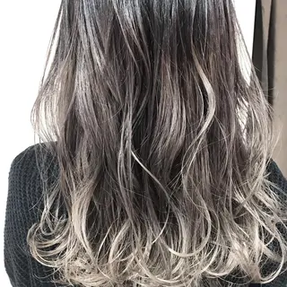 ミディアム カラー AMI Hair  supply所属・髪質改善カラー 韓国風レイヤーのヘアスタイル