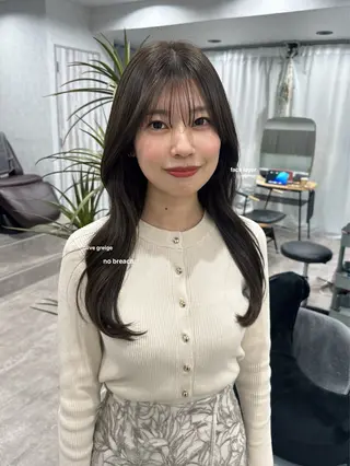 ロング カラー v-lab studio所属・韓国レイヤーカット/ 艶カラー/ noaのヘアスタイル