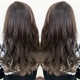 ロング カラー N° jillva ♦️川端裕司♦️のヘアスタイル