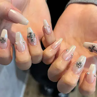 ネイル Lusso🫧 Ayaneのネイルデザイン