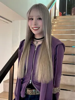 ロング ハイトーン/レイヤー nail 百咲💌のヘアスタイル