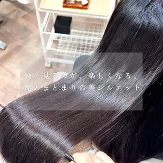 ロング パーマ スパークヘア所属・大人女性の縮毛矯正/ 艶髪職人/馬渕樹のヘアスタイル