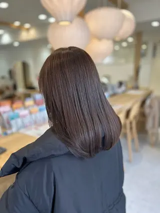 ミディアム カラー AFLOAT SAYURIのヘアスタイル