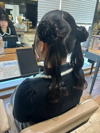 ヘアアレンジ ﾄﾘｰﾄﾒﾝﾄパーマ ブロー和田茉日琉のヘアスタイル