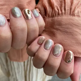 ネイル Trico Antique所属・岩本 杏のネイルデザイン