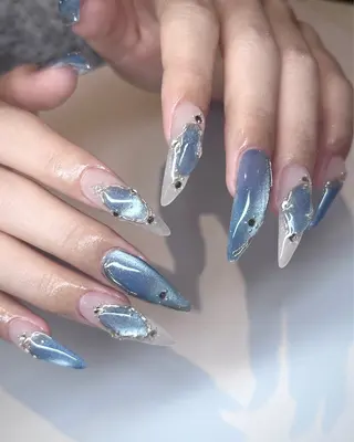 ネイル moca  心斎橋店所属・moca心斎橋店 Aina🐈‍⬛🤍のネイルデザイン