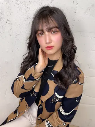 ロング センターパート/眉毛 メンズカットNEXTのヘアスタイル