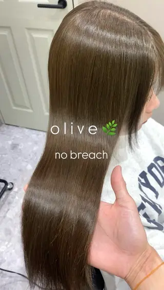 ロング オリーブ🌿ブリーチ なし◎Azusaのヘアスタイル