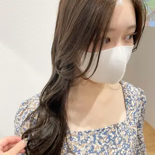 セミロング カラー ‎manami 💞🩰のヘアスタイル